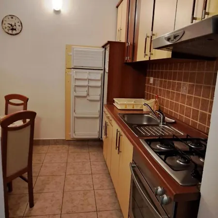 Apartament Anja *